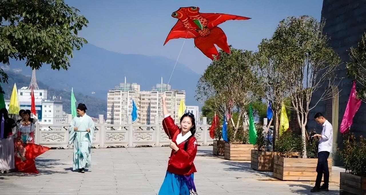 重阳节的来历简介（重阳节的来历传说和风俗的简短介绍）