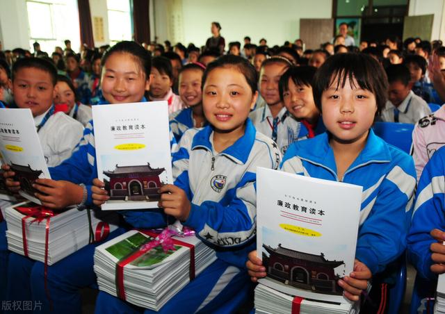 乡村教师虽然辛苦，幸福感不一定比城市教师差